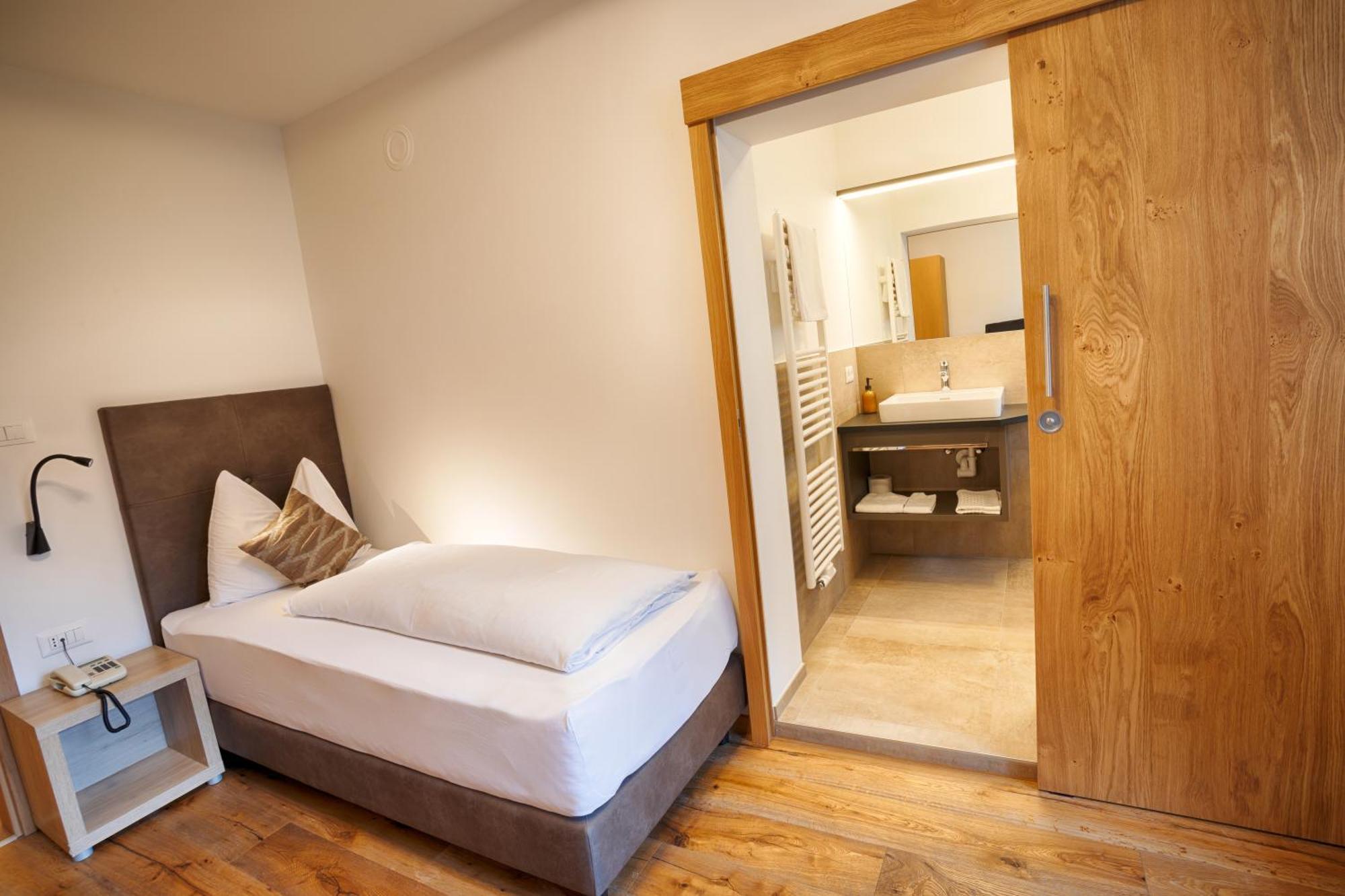 נטורנו Hotel Lamm מראה חיצוני תמונה