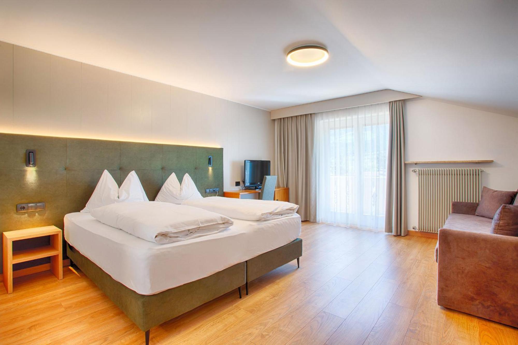 נטורנו Hotel Lamm מראה חיצוני תמונה